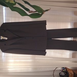 Ann Taylor grey suit. Size 12.